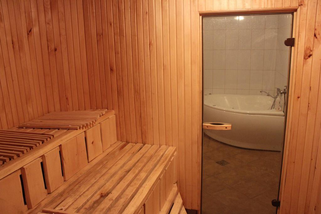 Vilkdvaris Plunge Exterior photo